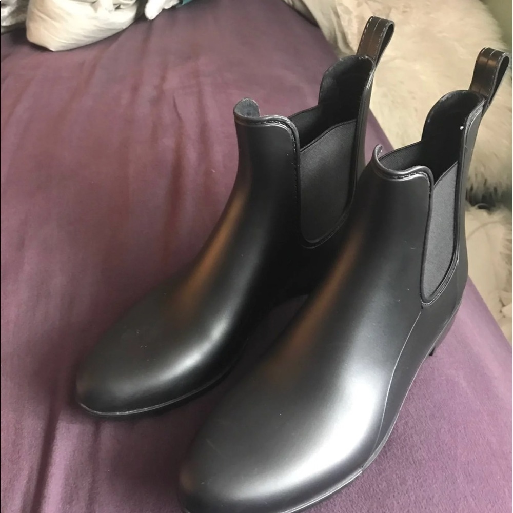 Chelsea Rainboots